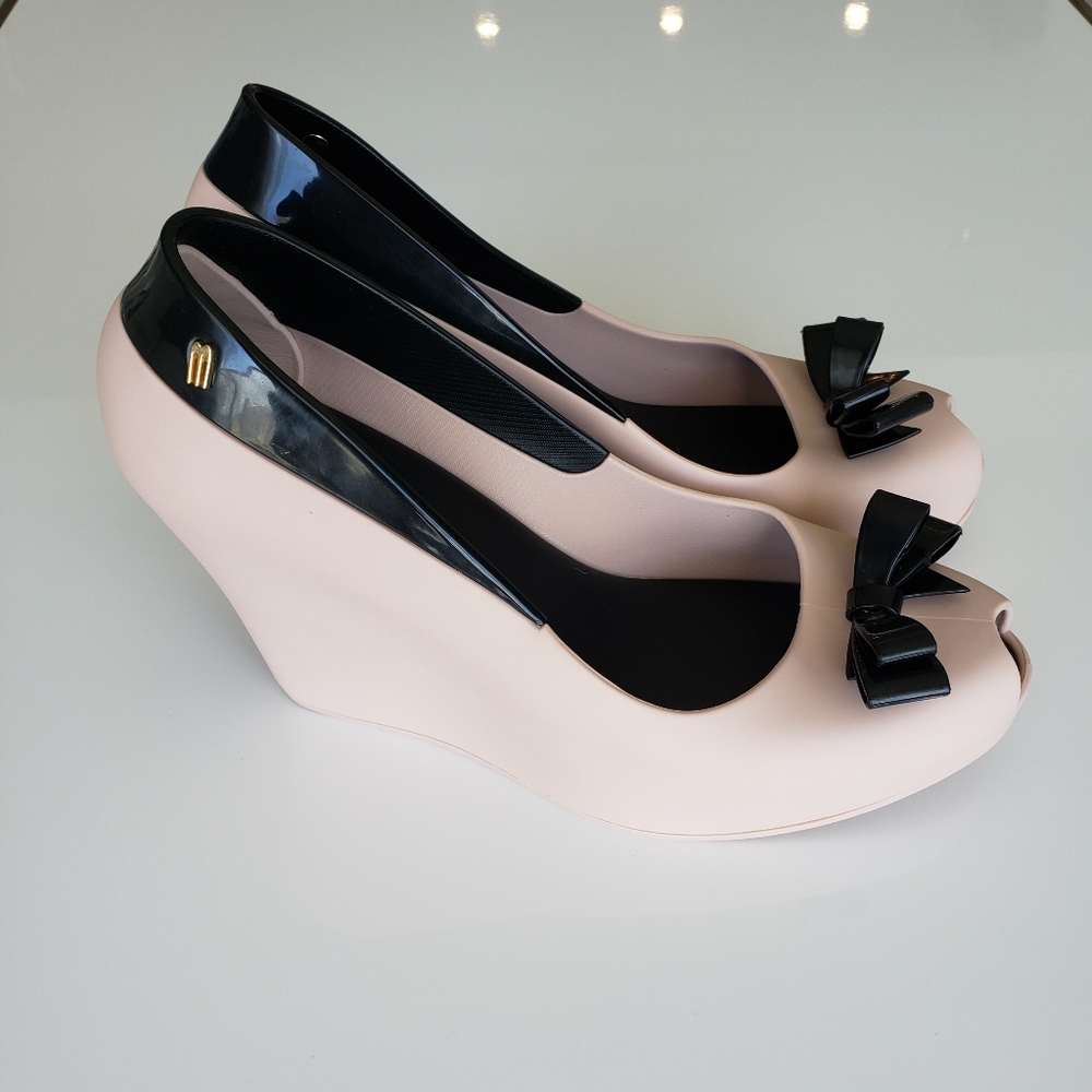 Melissa Queen Peep toe bow wedge heels